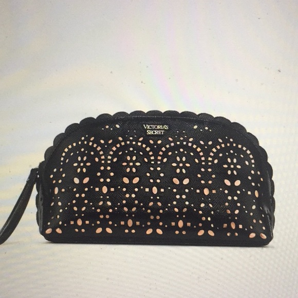 VICTORIA’S SECRET - PETAL EDGE BEAUTY BAG - Picture 2 of 10